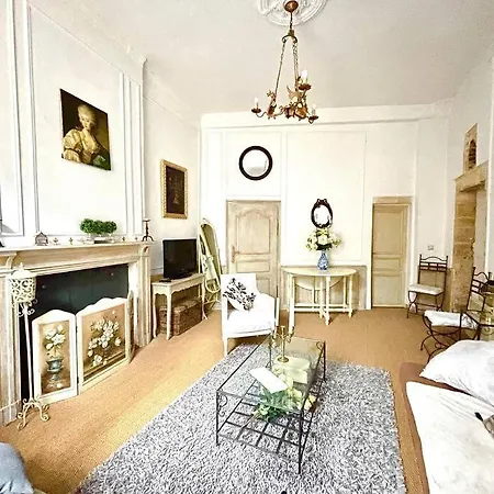 Caporizon Propose Douceur Et Elegance Plein Centre *