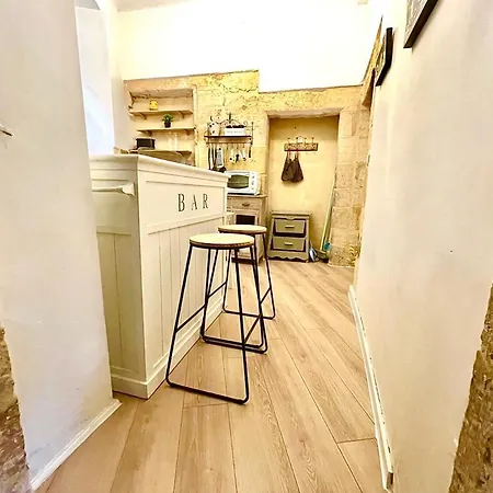Caporizon Propose Douceur Et Elegance Plein Centre *